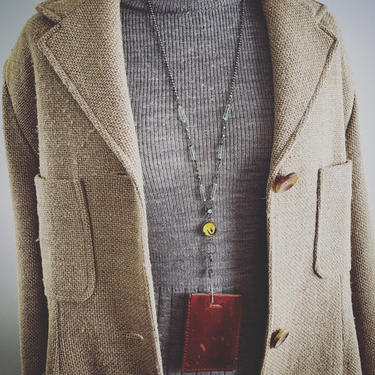 Strap Grey Rose Necklace TAMARUSAN