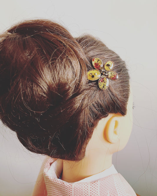 Double Prong Hair Stick Flower White TAMARUSAN