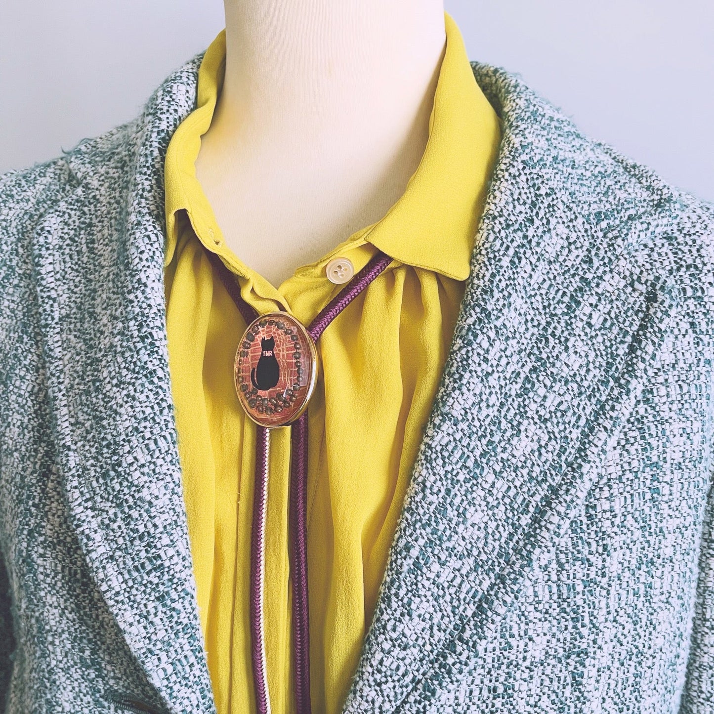 Silk Braid Bolo Tie TNR Cat 24k Gold Orange TAMARUSAN