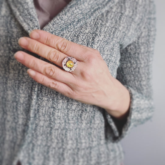 Ring Beige Rose Antique