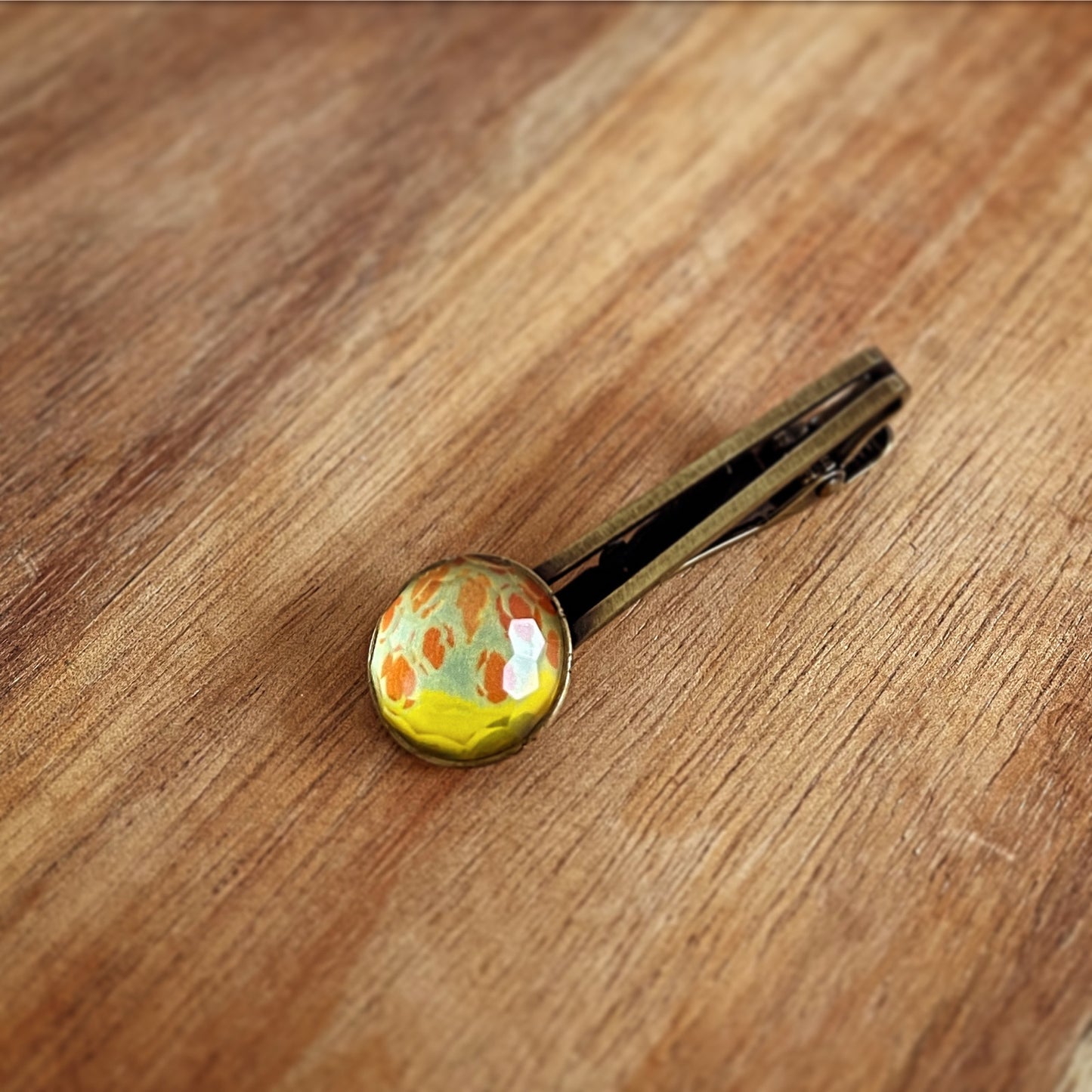 Tie Clip Round Multicolor Japanese Chrysanthemum TAMARUSAN