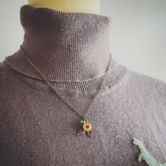 Necklace Small Flower Leaf TAMARUSAN