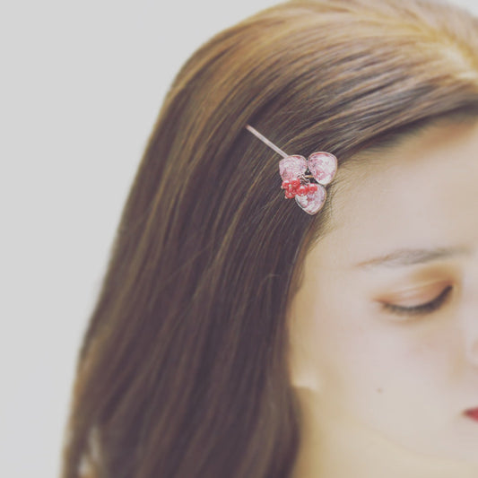 Hairpin Coral (Dyed) Lily Red Flower TAMARUSAN