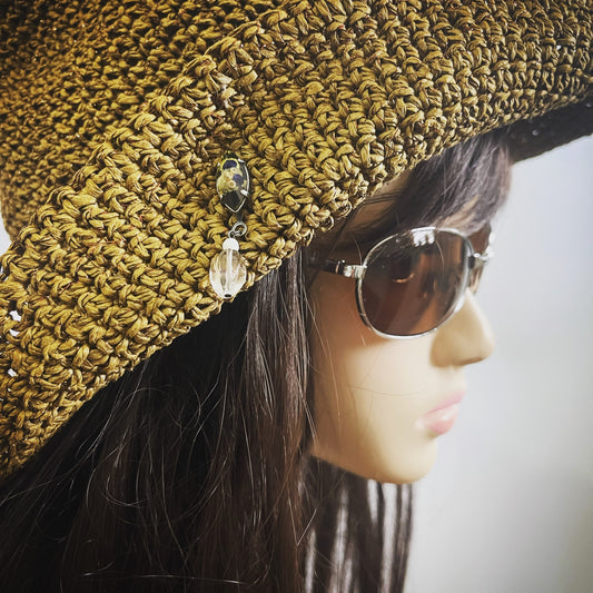 Pin Brooch Lapel Navy Blue Crystal TAMARUSAN