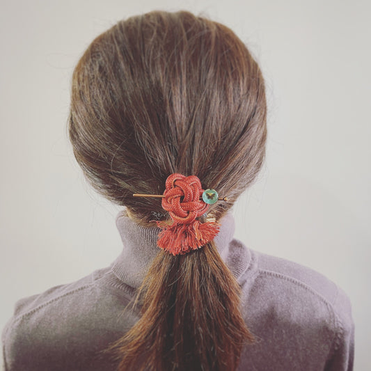 Barrette Small Reddish Brown Butterfly Silk TAMARUSAN