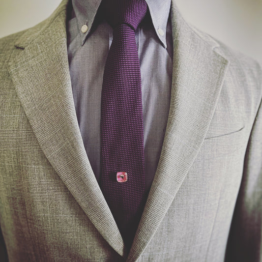 Tie Tack Pink Dinosaur Square Rhodium TAMARUSAN