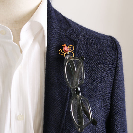 Bee Eyeglass Holder Brooch Pink 24k TAMARUSAN