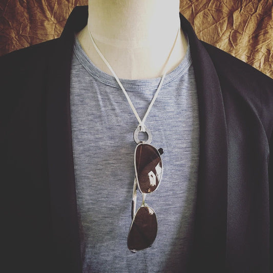 Eyeglass Holder Heart Gray White Leather TAMARUSAN