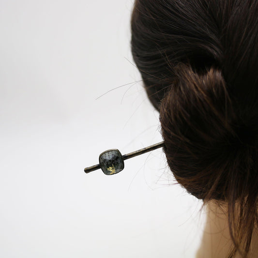 Short Hair Stick Dinosaur Purple TAMARUSAN