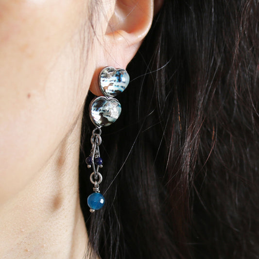 Mismatched Stud Earrings Dinosaur Asymmetry Blue TAMARUSAN