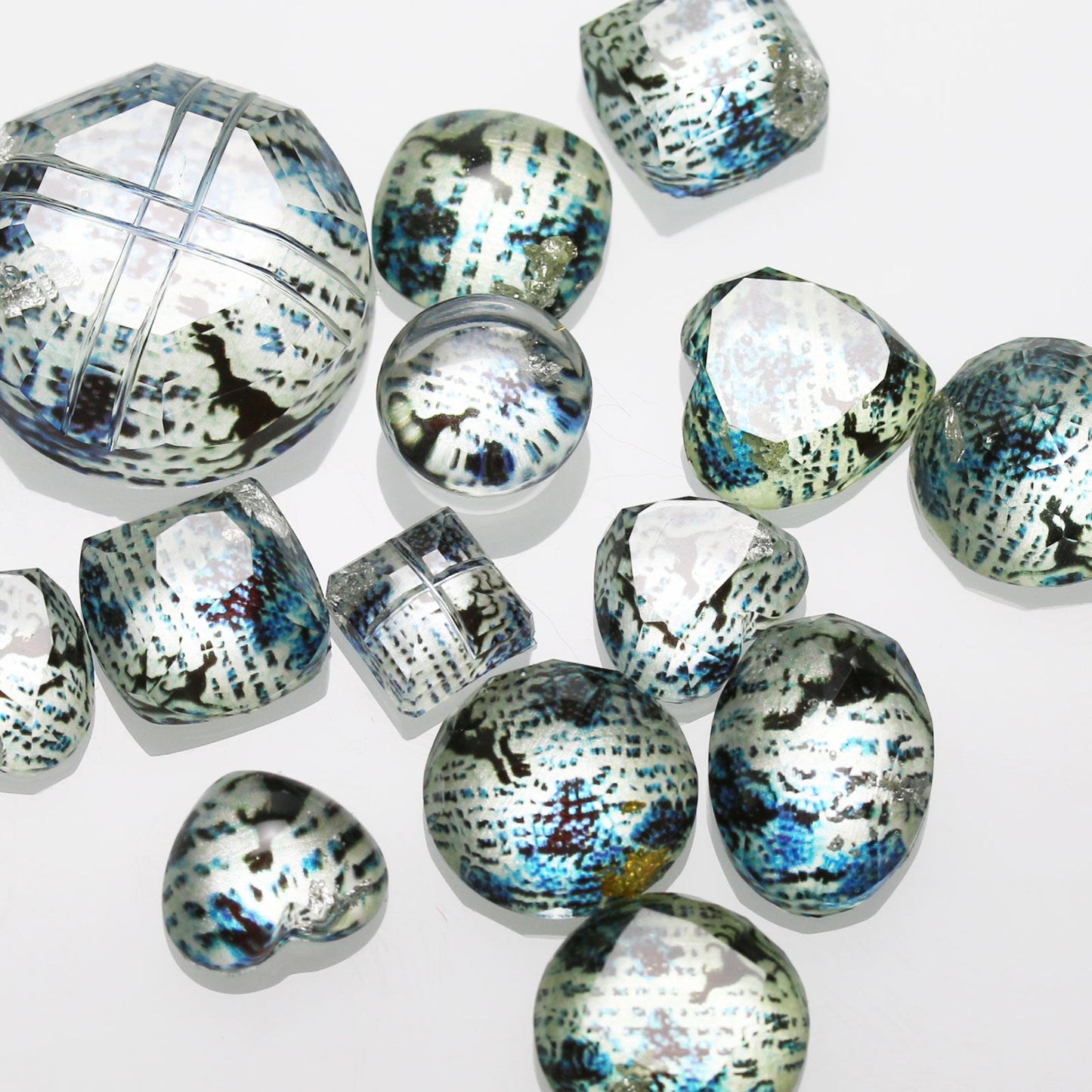 Necklace Dinosaur Blue Silver Powder TAMARUSAN