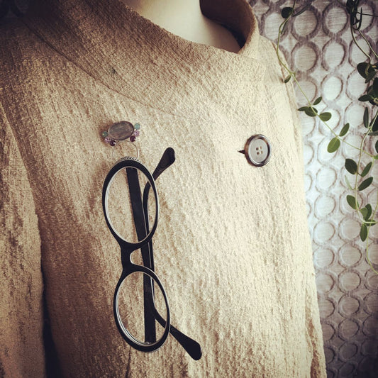 Unique Eyeglass Holder Brooch Blue TAMARUSAN