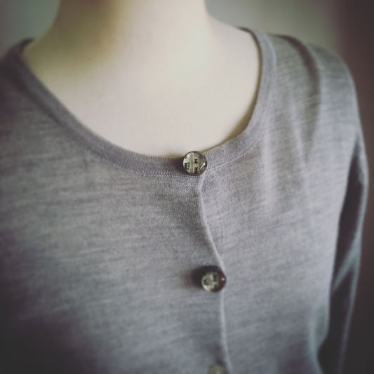 Button Cover Tiger Beetle Cufflinks Gray TAMARUSAN