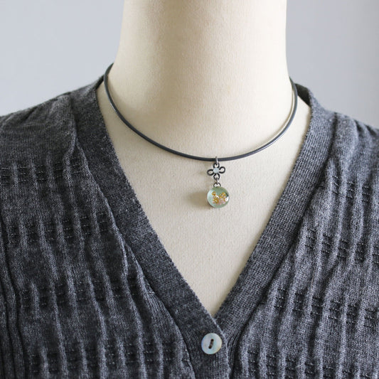 Choker Gray Leather Light Blue TAMARUSAN