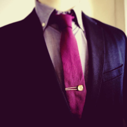 Simple Tie Clip Pink Square Resin TAMARUSAN