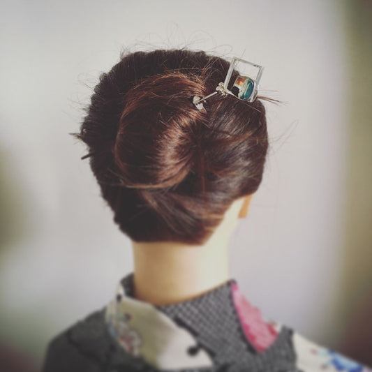 Changeable Ornament Hairpin Square Wood Blue TAMARUSAN