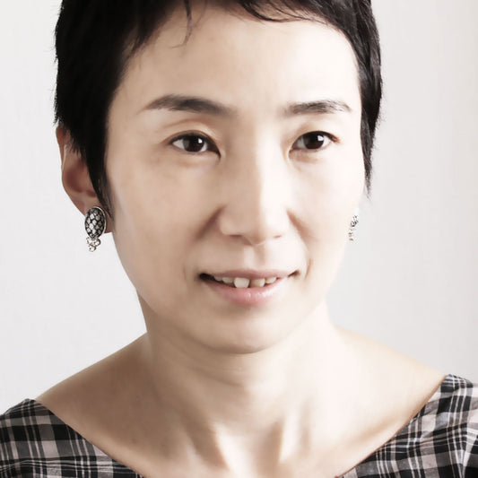 Earrings Scaled Silver Navy Blue TAMARUSAN