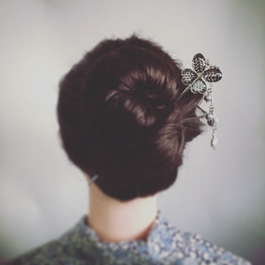 One Stick Hairpin Herringbone Butterfly Navy Blue TAMARUSAN