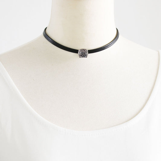 Choker Leather Scales Navy Blue TAMARUSAN