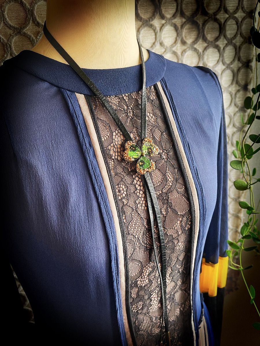 Leather Straps Bolo Tie Clover Marble Green TAMARUSAN