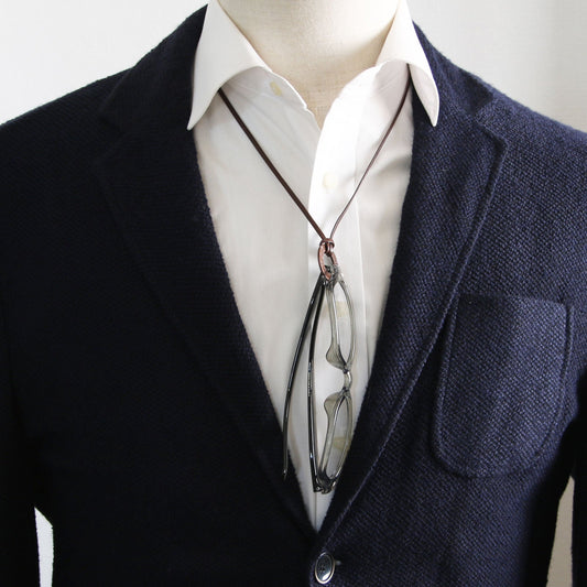 Eyeglass Holder Brown Calico Cat TAMARUSAN