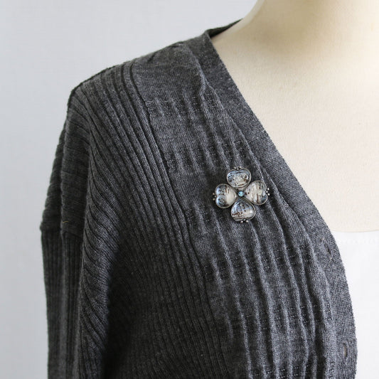 Brooch Musical Note Blue Flower TAMARUSAN