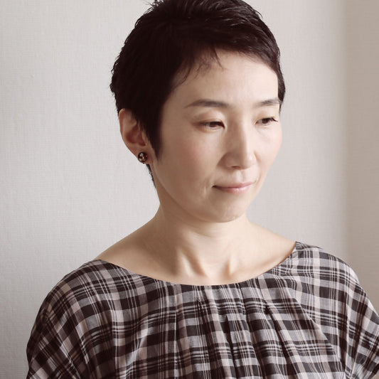 Earrings Red Handmade Simple TAMARUSAN