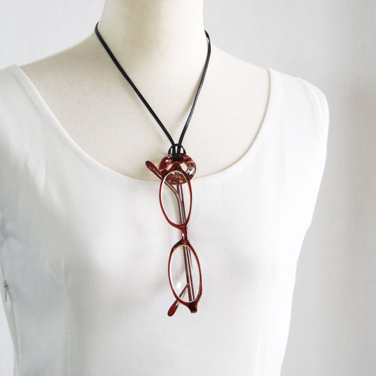 Eyeglass Holder Red Lightweight Leather TAMARUSAN