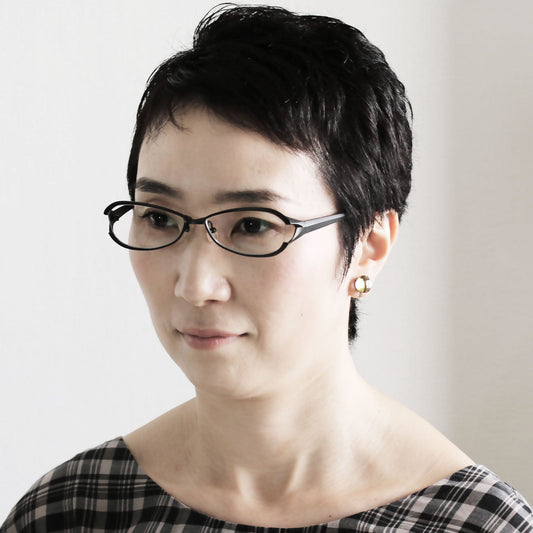 Earrings Cicada Green Lightweight TAMARUSAN