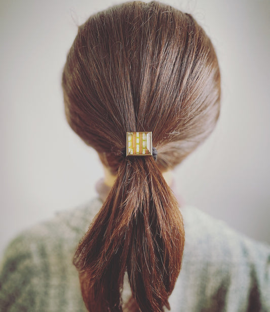 Simple Elastic Cicada Green Square TAMARUSAN