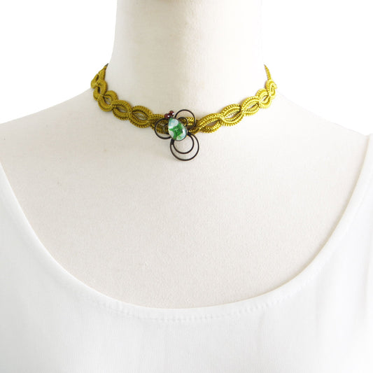 Ribbon Choker Green Bee TAMARUSAN