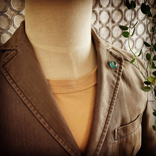 Frog Blue Pin Brooch Men TAMARUSAN