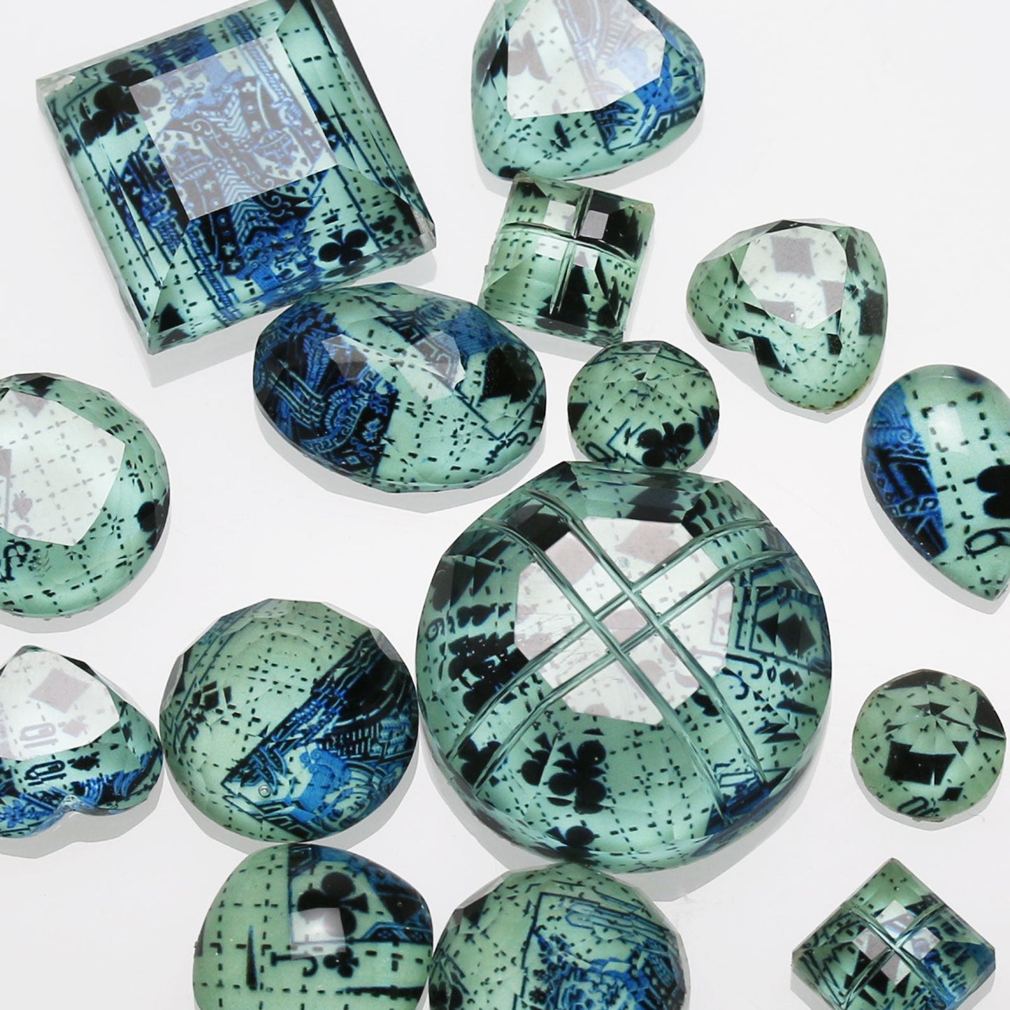 Pin Brooch Cards Onyx Blue TAMARUSAN