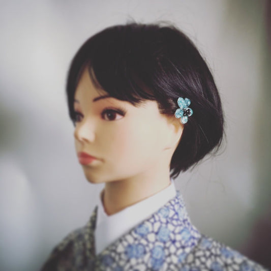 Hairpin Flower Plum Blue Onyx TAMARUSAN