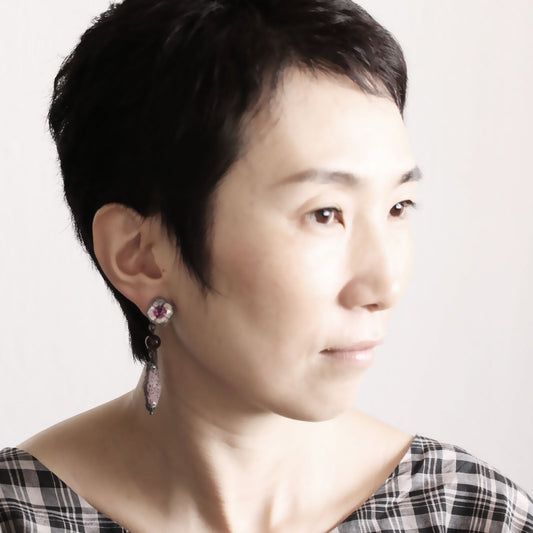 Pierced Earrings Purple Stichtite TAMARUSAN