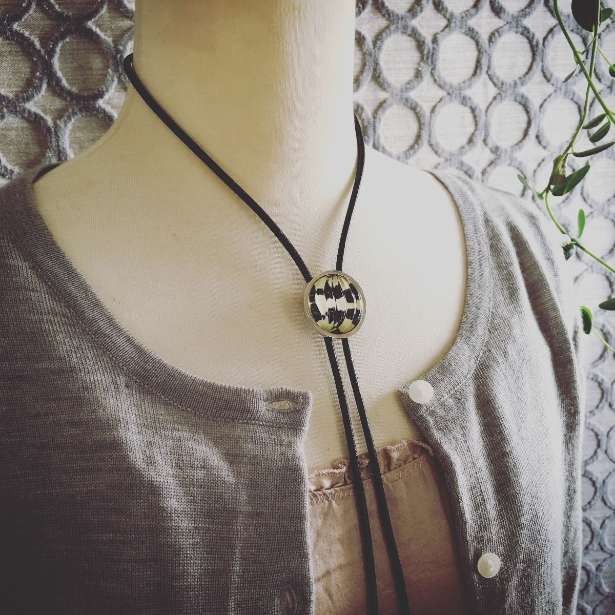 Leather Strap Bolo Tie Unisex Check Black White TAMARUSAN
