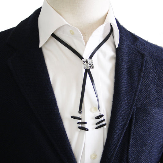 Leather Straps Bolo Tie Black-And-White Onyx TAMARUSAN