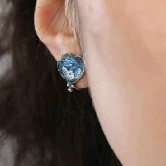 Earrings Blue Heart Lily TAMARUSAN