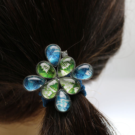 Gorgeous Elastic Blue Green Lilies Flower Topaz TAMARUSAN