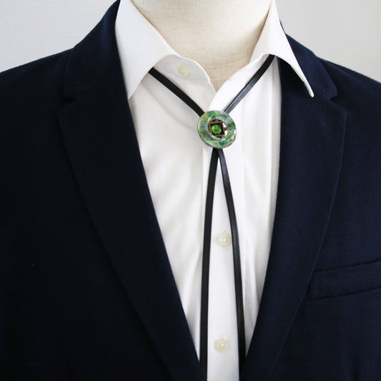 Leather Strap Bolo Tie Green Lily Round TAMARUSAN
