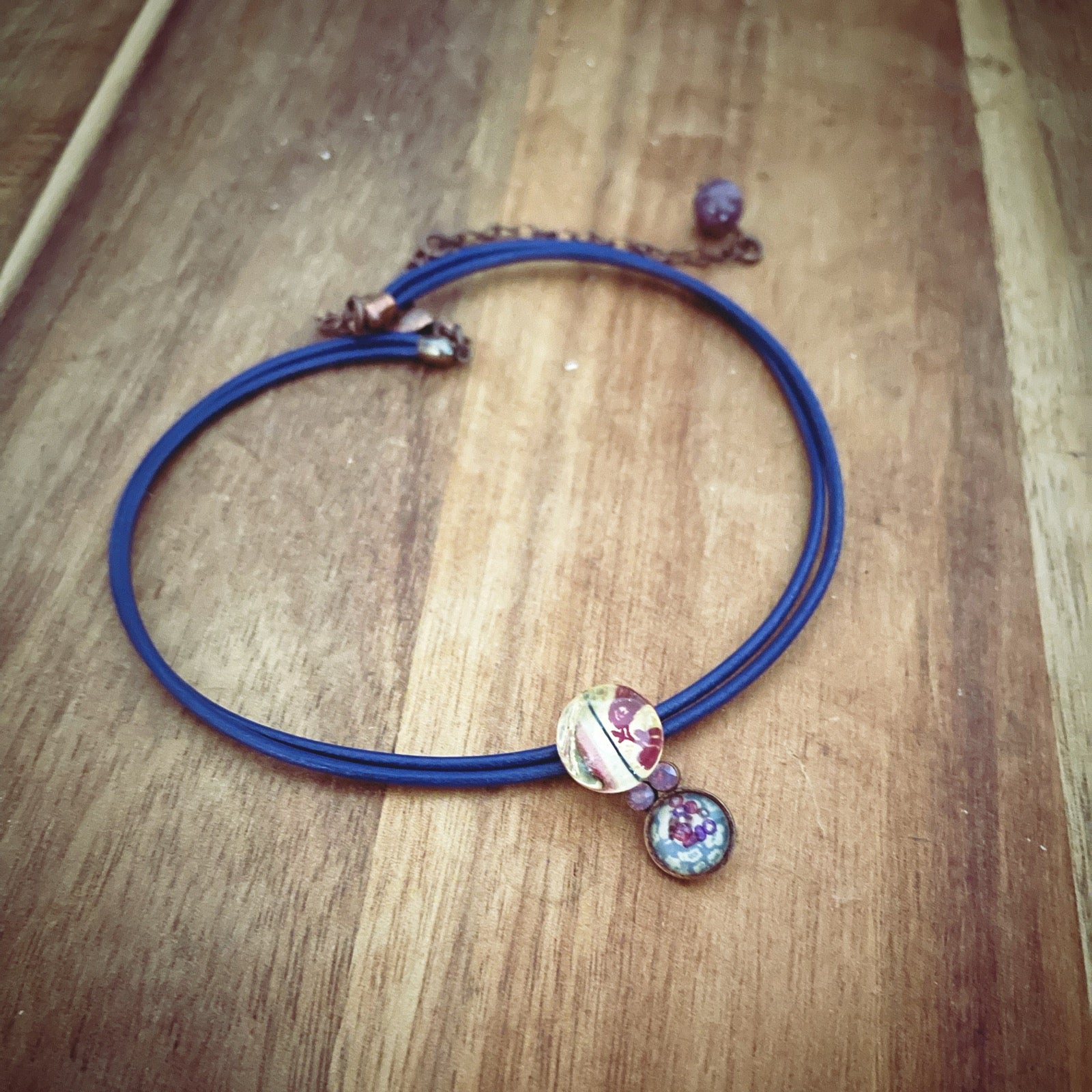 Leather Choker Blue Rose Plum TAMARUSAN