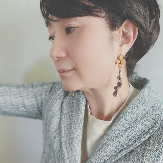 Ribbon Earrings Orange Flower TAMARUSAN