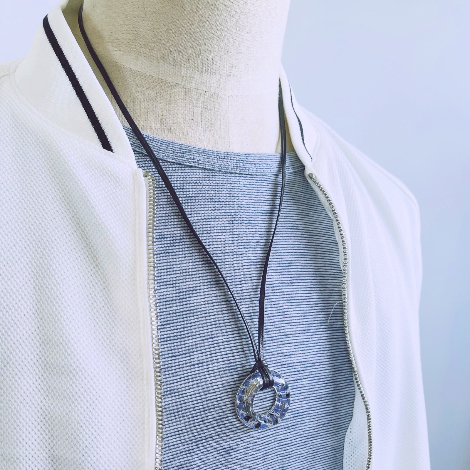 Leather Cord Glasses Holder Gecko Light Blue Necklace TAMARUSAN