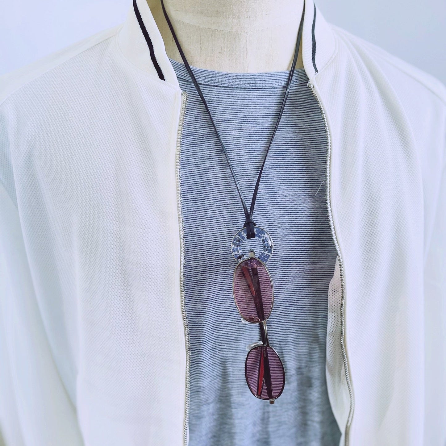 Leather Cord Glasses Holder Gecko Light Blue Necklace TAMARUSAN