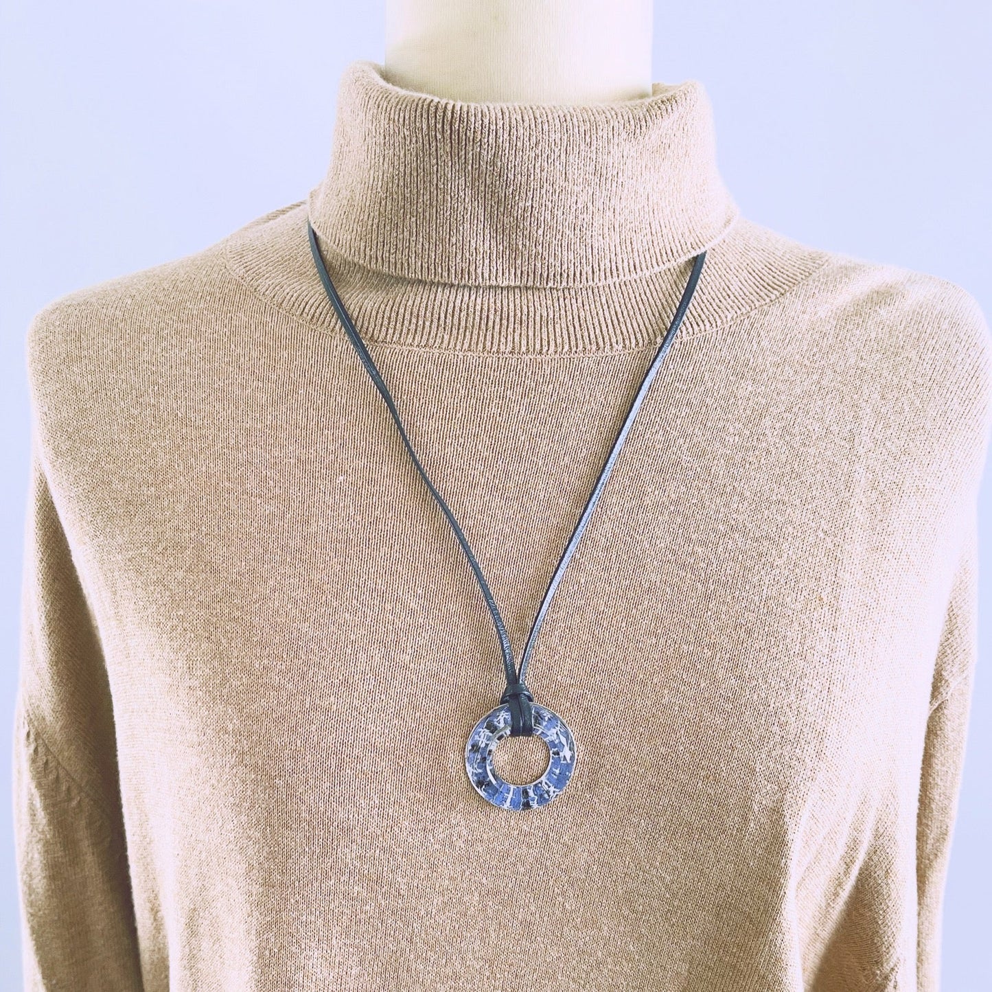 Leather Cord Glasses Holder Gecko Light Blue Necklace TAMARUSAN