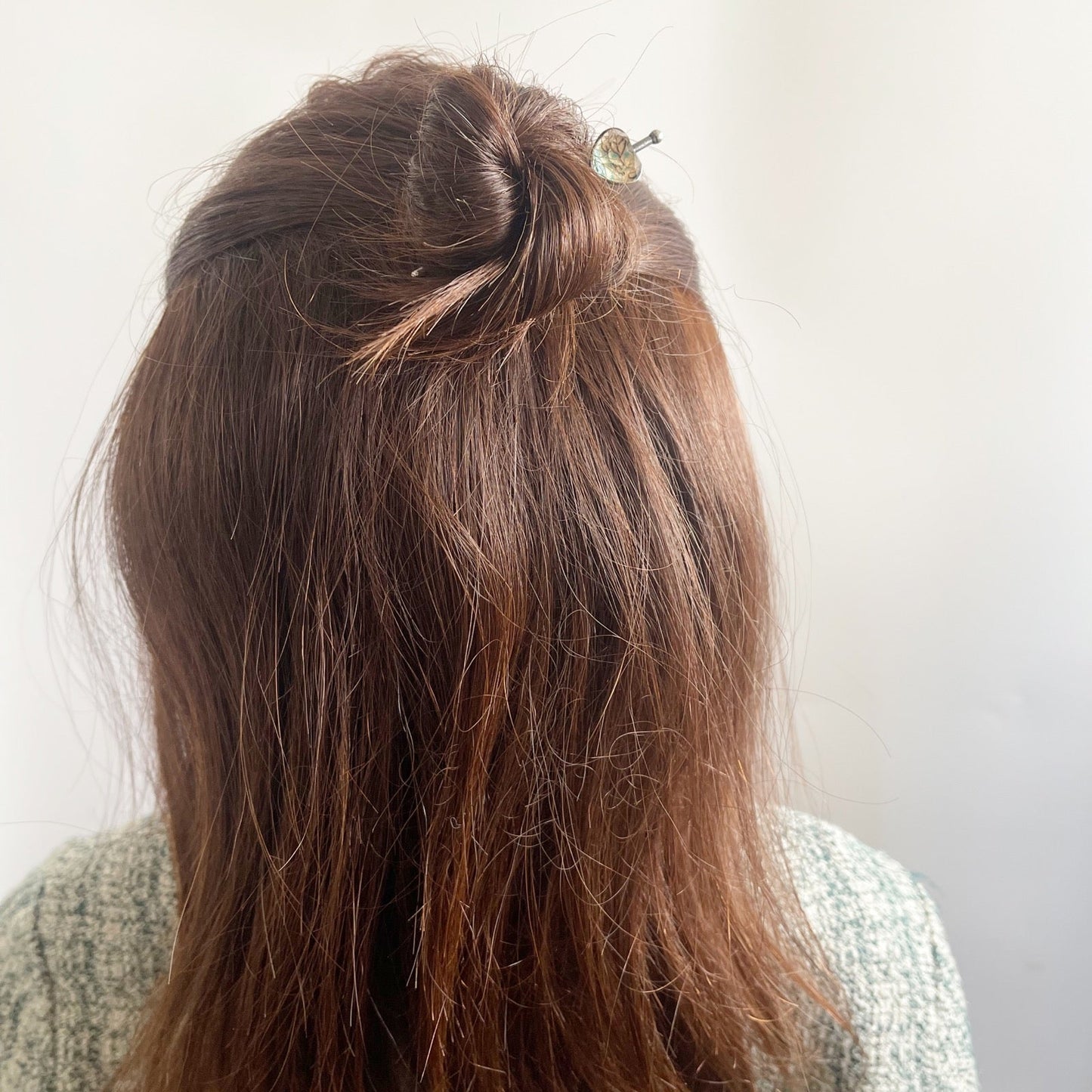 Short Hair Stick Heart Light Blue Illustration TAMARUSAN