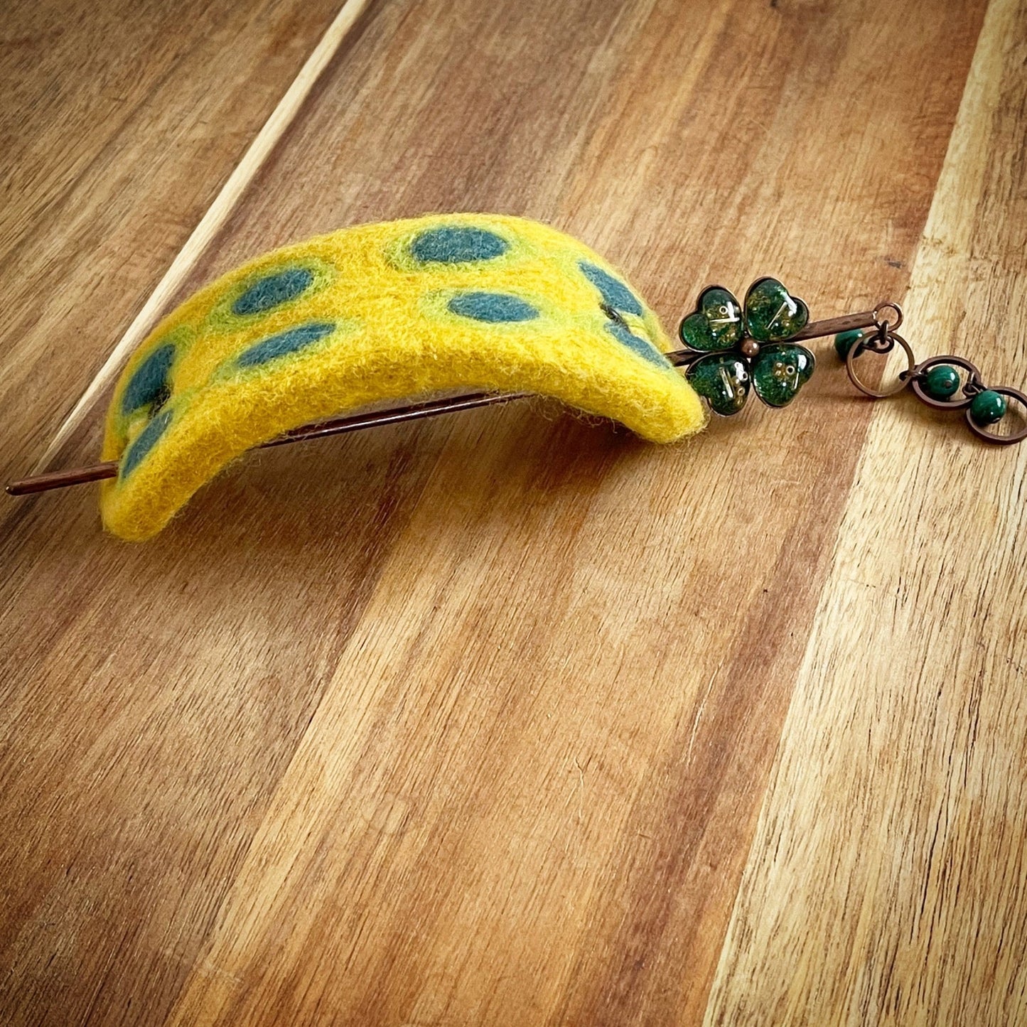 Hair Pin Barrette Yellow Felt TAMARUSAN