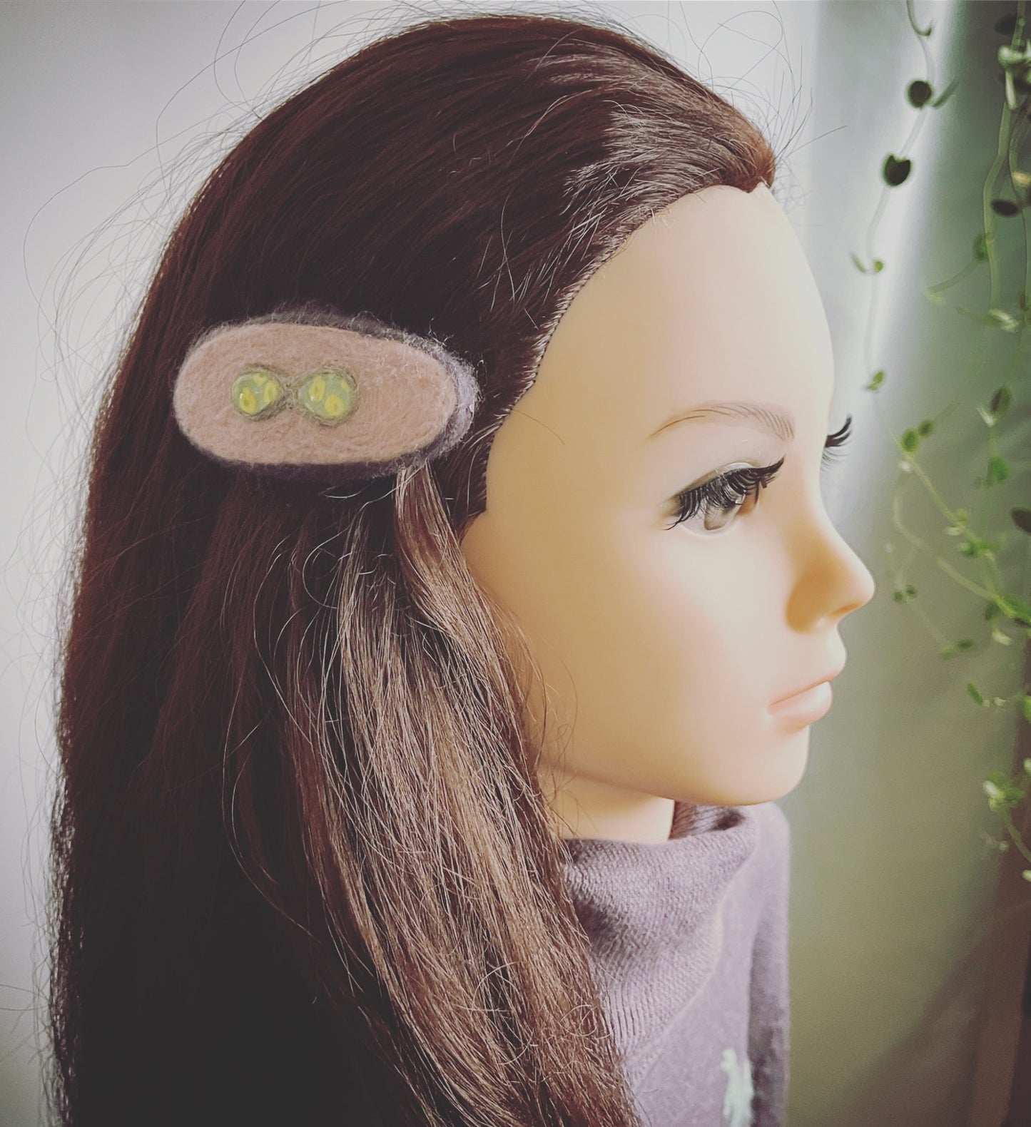 Barrette Pink Felt Fawn TAMARUSAN