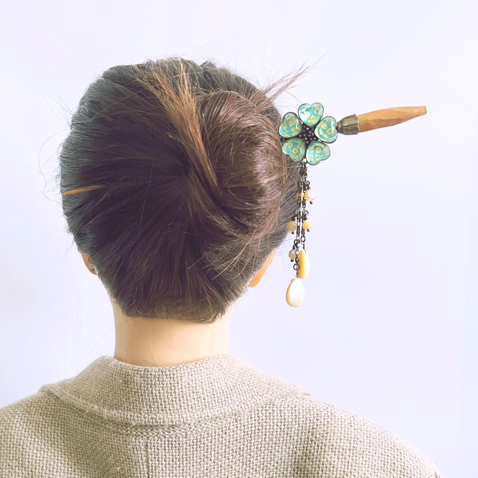 Changeable Ornament Hairpin Fawn Flower Green TAMARUSAN