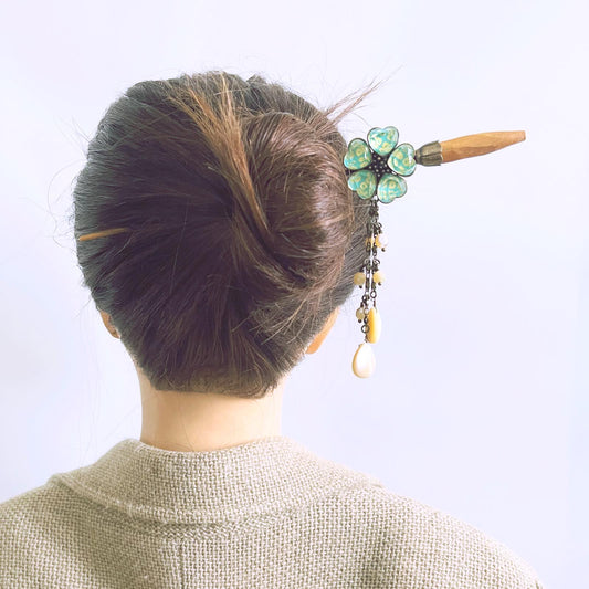 Changeable Ornament Hairpin Fawn Flower Green TAMARUSAN
